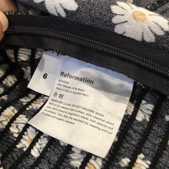 COPY - Reformation 6 Reign Top Daisy Bustier Style - Picture 7 of 7